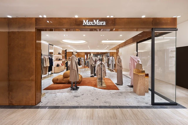 阪急うめだ本店のマックスマーラが刷新、リナシェンテ発のデザインコンセプトとAtelier(アトリエ)など充実のコレクション