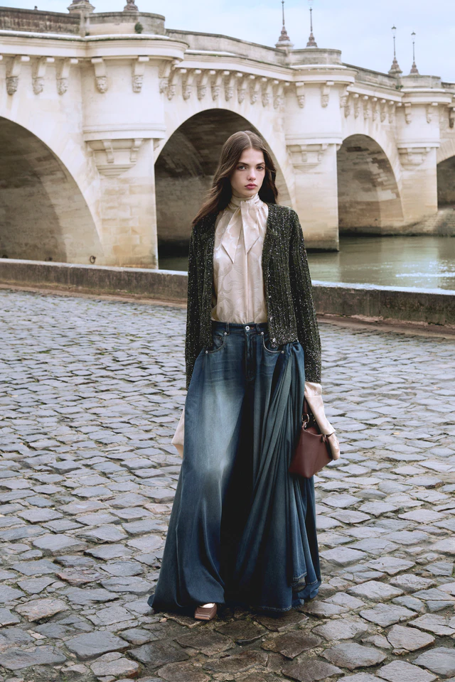 ディオール2026年フォールコレクション、日常を更新するワードローブとしての新しいエレガンスのかたち