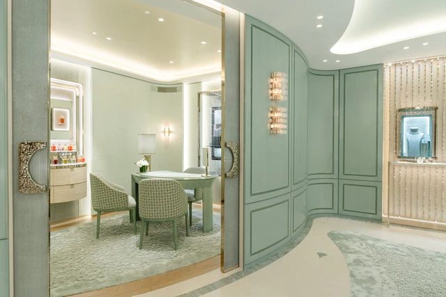 グラフ京都髙島屋店グランドオープン、折り紙の光とダイヤモンドが交差する四条発ジュエリースポット