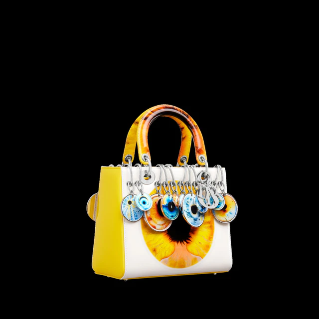 ディオール「ディオール レディ アート」プロジェクト、マーク・クインの3つのクリエイションと美へのまなざしを追うインタビュー