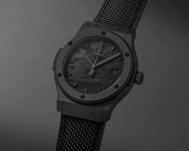 HUBLOT 「クラシック・フュージョン ヨウジヤマモト オールブラック カモ」
