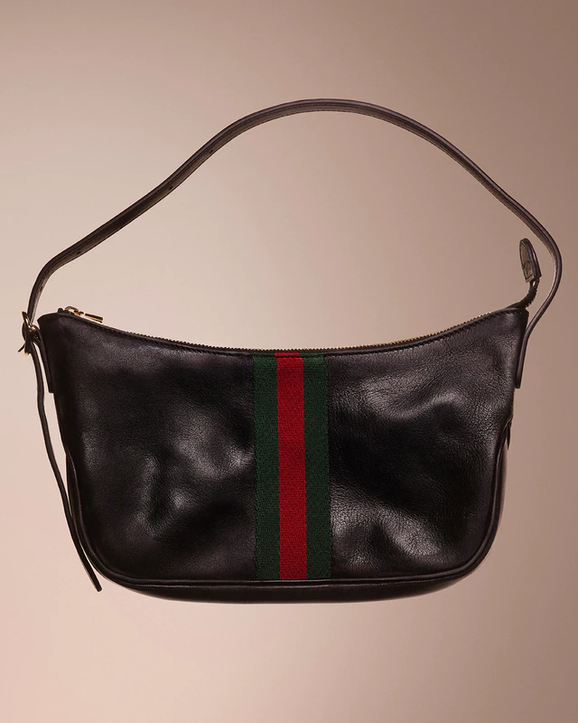 デムナ就任後初の章へ、グッチ「Gucci: La Famiglia」が提示する自信と大胆さに満ちたワードローブ