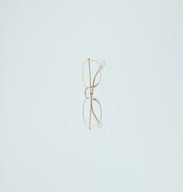 ストリートとファッションを自由に往来するラッパーAwichが参加するレイバン2026キャンペーン