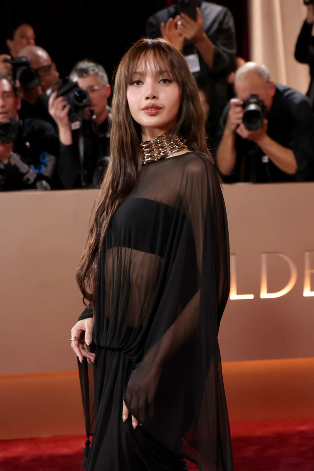 リサが纏うブルガリ「ブルガリ エターナル」、第83回ゴールデングローブ賞を彩るハイジュエリー「ヴィミニ」の物語