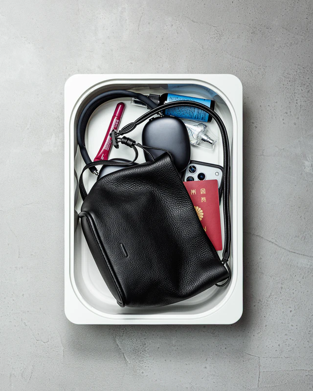 objcts.io ホーボー – ミニ（ブラック）