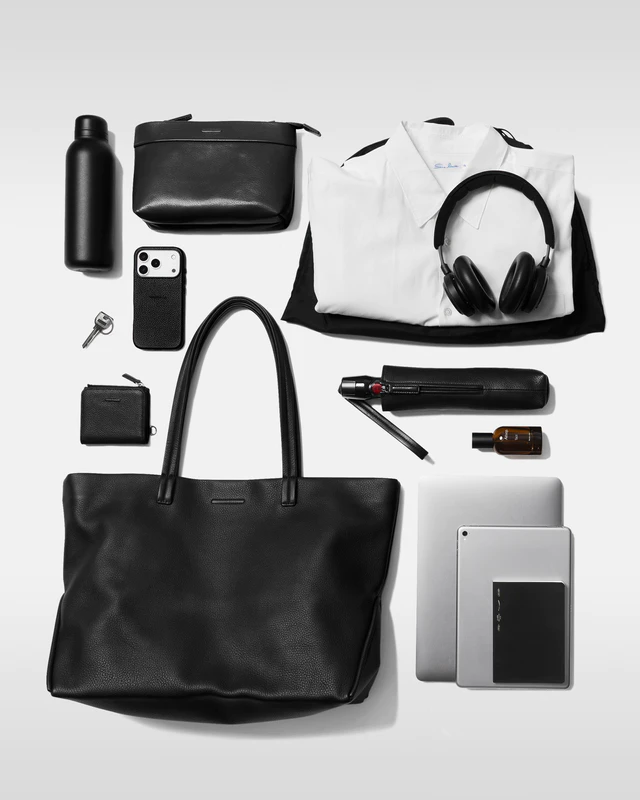 objcts.io「エッセンシャルデイリーレザートート／ホーボー」、ミニとラージの追加で3サイズが揃う2026年の本命レザーバッグ