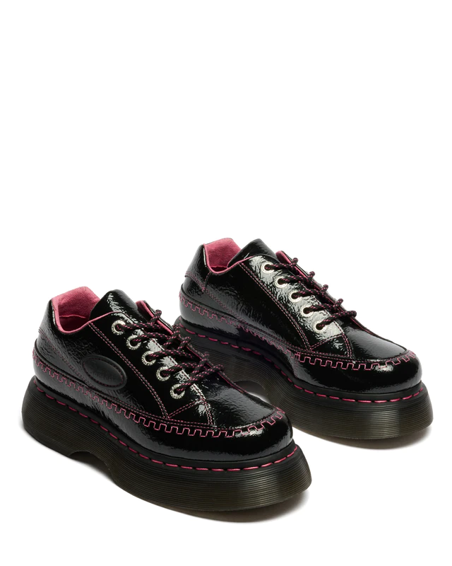 ドクターマーチン アイテム：BUZZ 5I カラー：Black Distressed Patent