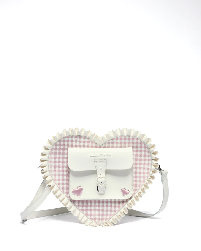 ドクターマーチン アイテム：HEART BACKPACK カラー： White+Dusty Rose Smooth+Gingham Print