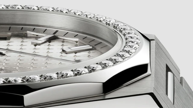 LVMHウォッチウィーク 2026で発表、ゼニス「デファイ スカイライン 36」と「デファイ リバイバル A3643」が映すモダンヘリテージの現在形