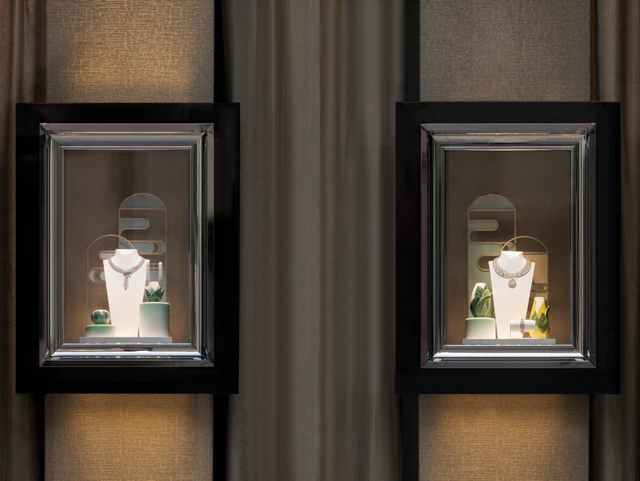 ヴァン クリーフ&アーペル、日本の伝統工芸を未来へつなぐ「ヴァン クリーフ&アーペル デザイン スカラーシップ」とウィンドウ展示