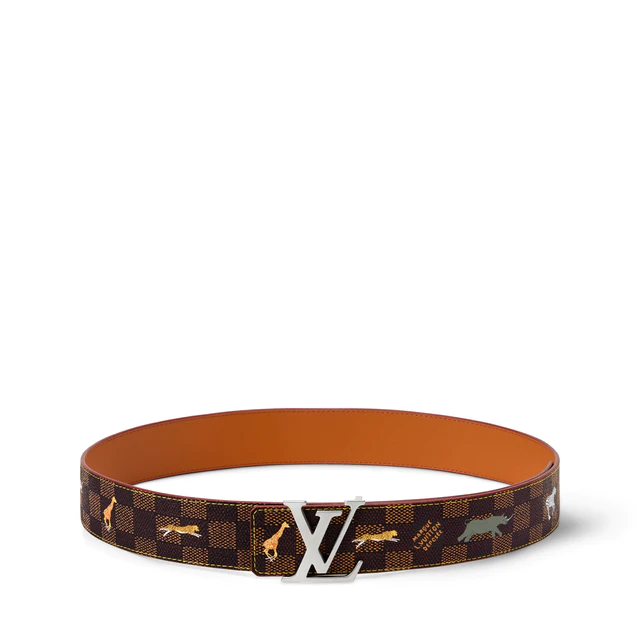 ルイ・ヴィトン:LV × ザ·ダージリン リミテッド ベルト·LV イニシャル 40MM リバーシブル モノグラム·ヘリテージ ダミエ キャンバスのストラップ、裏面レザー