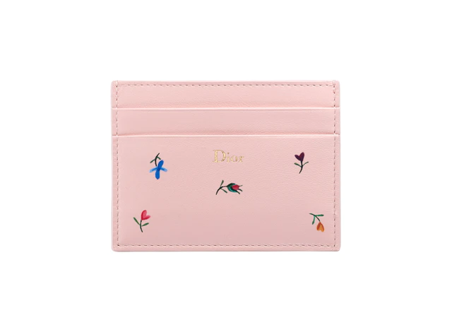 ジョナサン・アンダーソンによるディオールのバレンタインセレクション