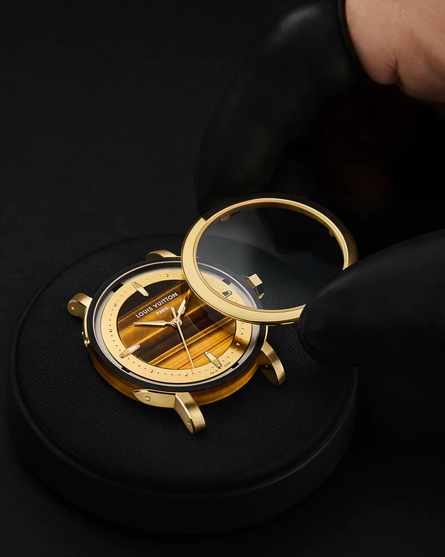 ルイ・ヴィトン 新作「エスカル タイガーズアイ」、タイガーズアイとイエローゴールドが描く時と旅の物語