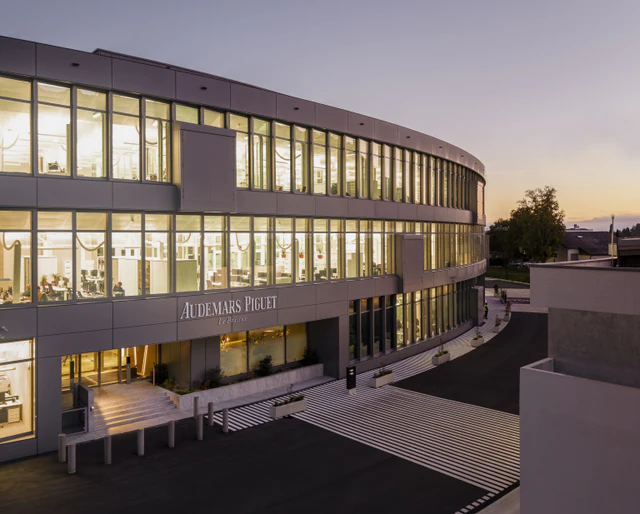 オーデマ ピゲ「Arc」、ル・ブラッシュの新製造拠点に集うチームとMinergie-ECO®認証が示す未来へのビジョン
