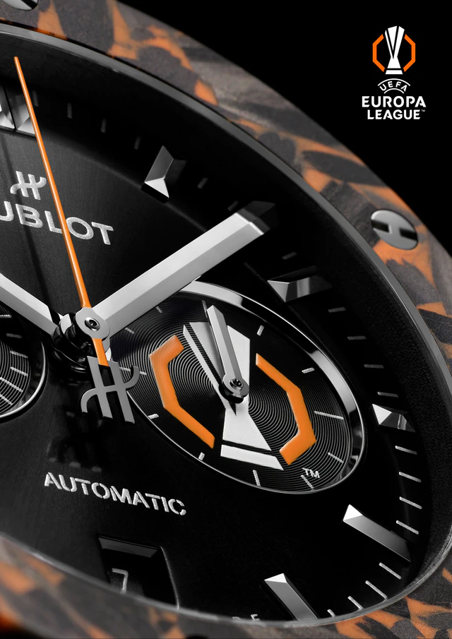 HUBLOT 「クラシック・フュージョン クロノグラフ UEFA ヨーロッパリーグ チタニウム カーボン」