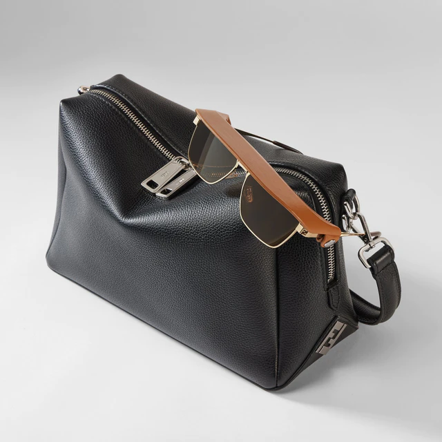 フェンディのバレンタインセレクション、メンズからウィメンズまで「フェンディ ルイ」と「ピーカブー」に注目