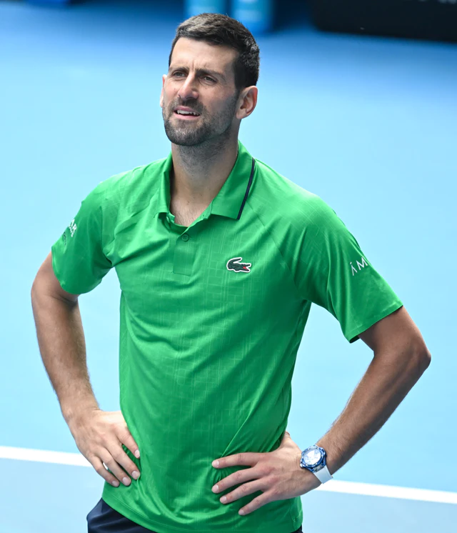 ウブロとノバク・ジョコビッチ、全豪オープンで最新作「ビッグ・バン トゥールビヨン GOATエディション」ブルーを披露