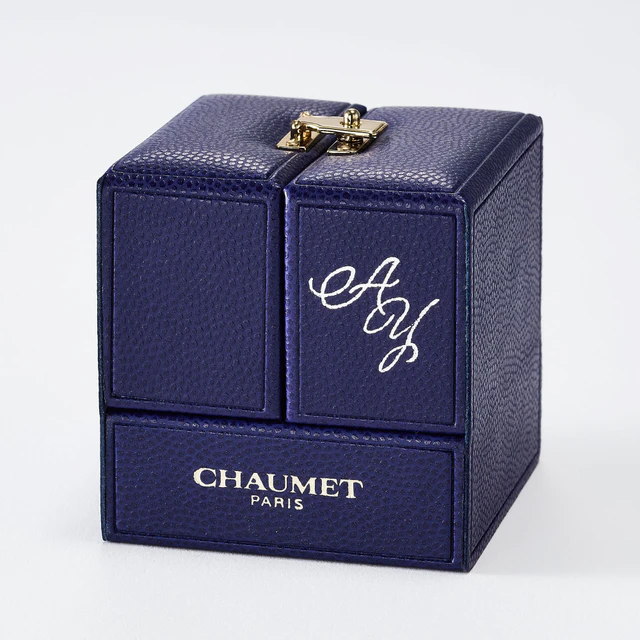 ショーメのジュエリーボックスのパーソナライズサービス