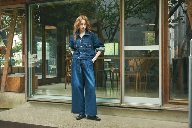 トゥービー バイ アニエスベーとNEEDBY heritage、初のデニムコラボコレクション、フレンチシックにまとう新スタンダード