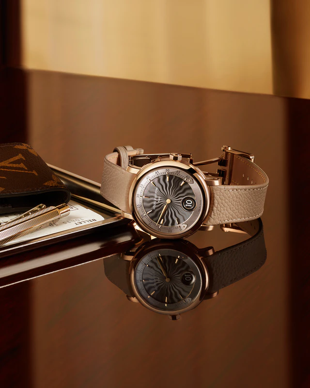 トランクのDNAを受け継ぐルイ・ヴィトン「エスカル」、ワールドタイムとツインゾーン、ミニッツ・リピーターの新作5モデル