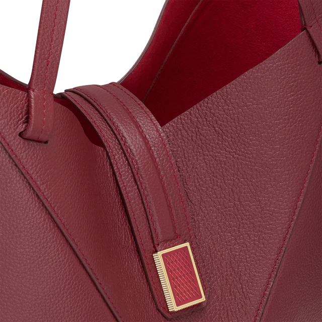 デュポンのクラフツマンシップを今に編む「VICTORIA」、取り外し可能ポーチ付き「ヴィクトリア トート」の洗練と機能