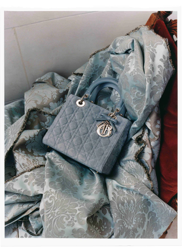 ディオール2026年春夏コレクション、「ボウ」モチーフでつなぐアクセサリーとプレタポルテの新提案