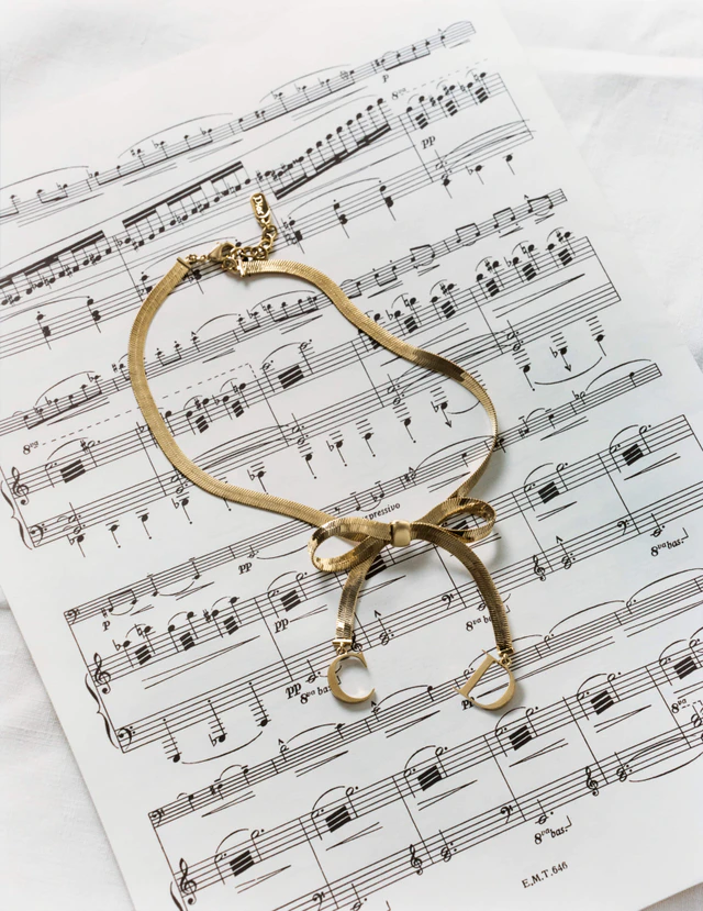 ディオール2026年春夏、「ボウ」モチーフが彩るレディ ディオールやディオール ボウなど新シグネチャー