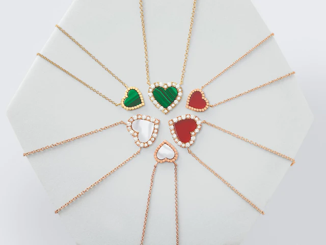 I.Nを迎えたダミアーニのバレンタインイベント、ベル エポックのハートコレクションが彩る表参道の一夜