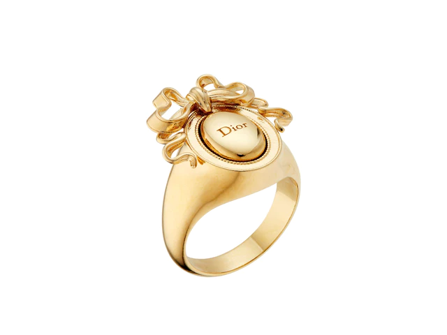 「ディオール メダリオン」リング
