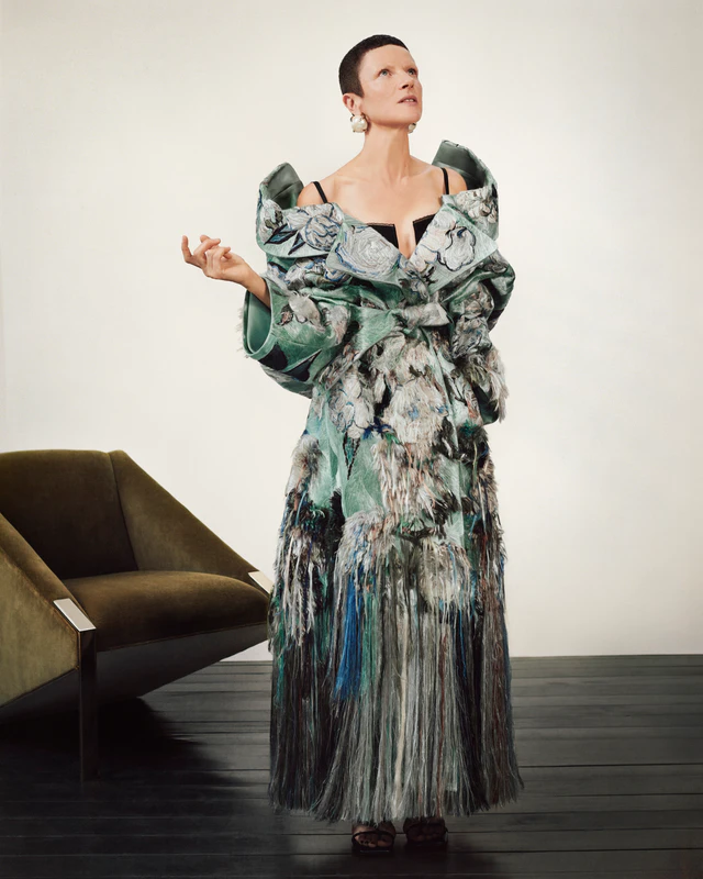 ジバンシィ 2026年サマーキャンペーン、サラ・バートンが女性たちの衝動と歓びを描くコリエ・ショア撮影ビジュアル