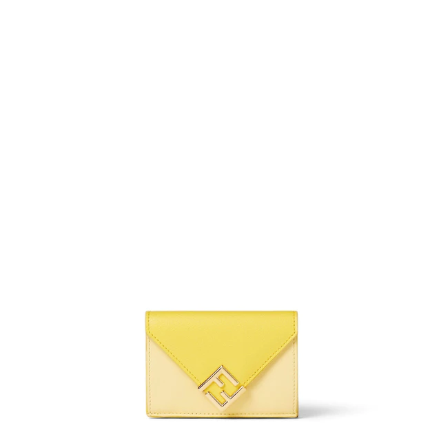 フェンディ「FFダイヤモンド」三つ折りウォレット