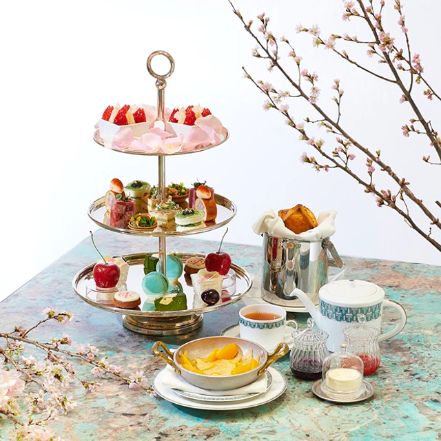 ブルー ボックス カフェ by Natsuko Shoji、日本の春をテーマにしたティファニーの特別アフタヌーンティーを期間限定で提供