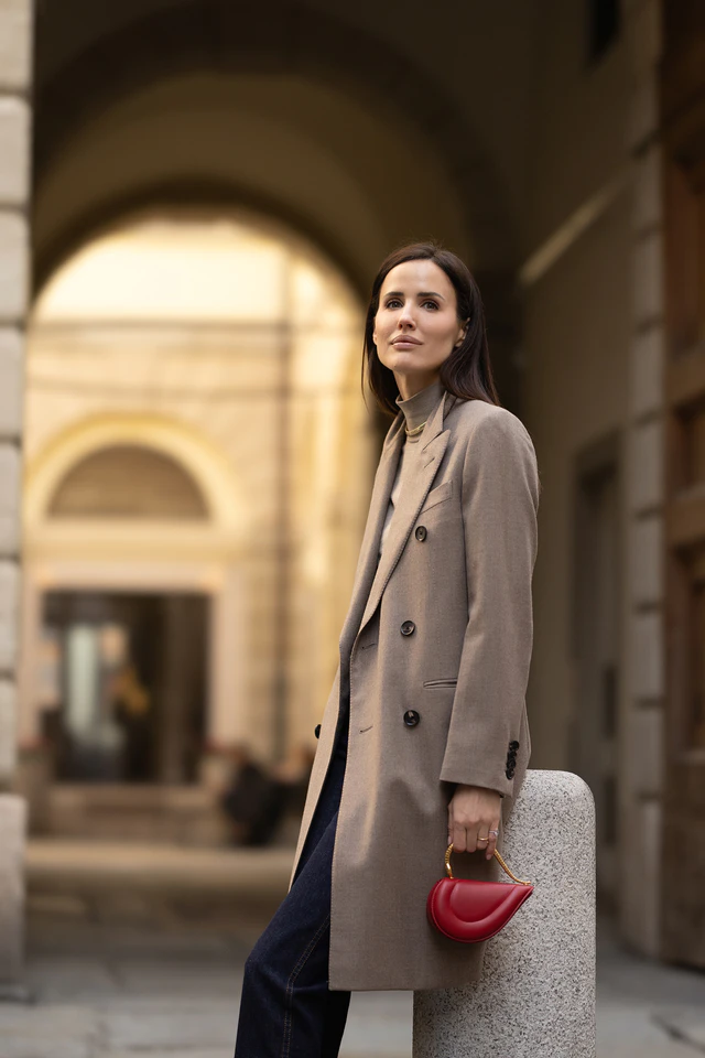 インフルエンサー アレックス・リヴィエール @ブルガリ 2026年秋冬新作レザーグッズ＆アクセサリーコレクション