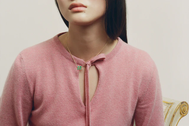 ムッシュ ディオールが愛した自然を纏う喜び、ヴィクトワールが贈るディオレットの最新作