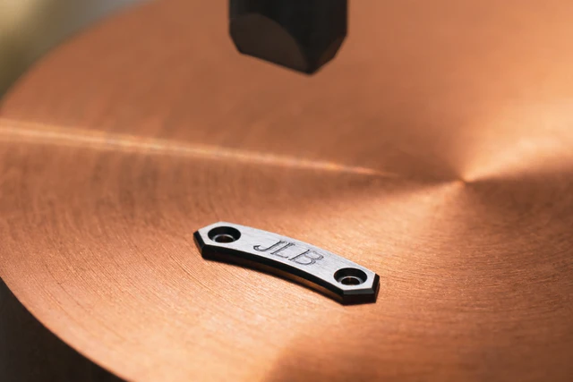 究極のサヴォアフェールを纏う、ジラール・ペルゴのミニッツリピーター フライング ブリッジ