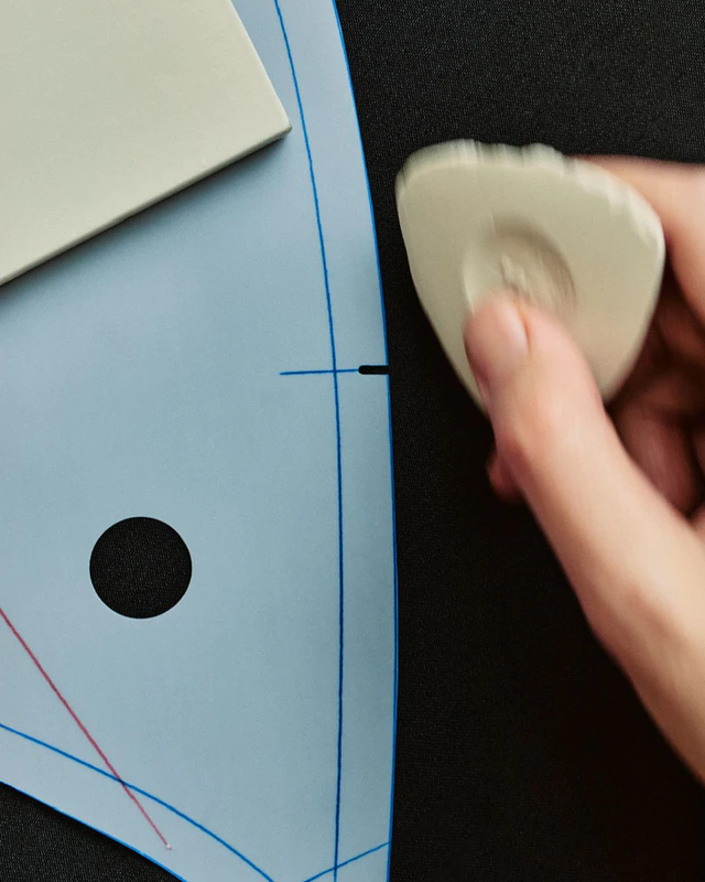 ルイ・ヴィトンが贈るサヴォアフェールの結晶、マイケル・B・ジョーダンの歴史的瞬間を彩ったタキシード