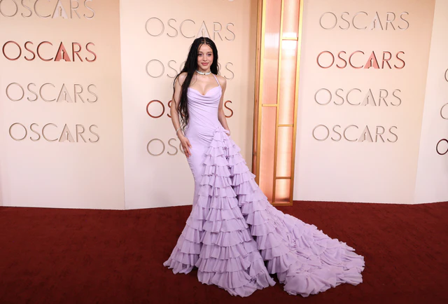第98回アカデミー賞を彩るルイ・ヴィトン、チェイス・インフィニティが纏う至高のドレス