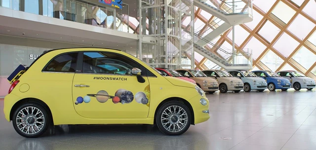 春の長門湯本温泉を彩るBioceramic MoonSwatch、フィアット500と共に巡る特別なロードトリップが到来