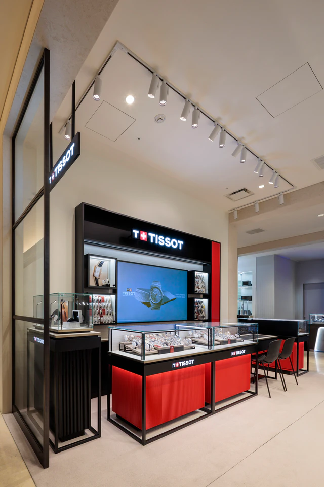 スイスの銘品ティソ、大阪・梅田エリア初の直営店が誕生、伝統と革新が交差する新拠点