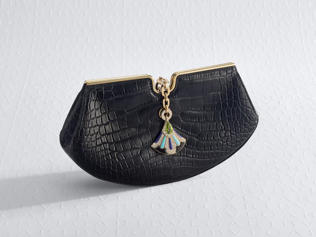 ブルガリ 「エクレティカ」バッグ　「ディーヴァ ドリーム」