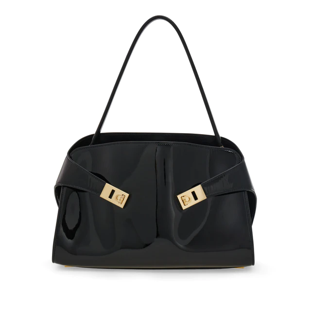 フェラガモ「HUG」バッグ