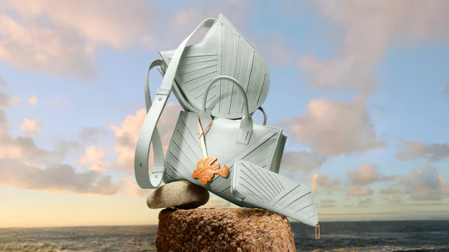 カミーユ・フォルネ　キモノプリセ - 上からバランシエ、ミディトート、ウォレット。（チャームは別売り）　