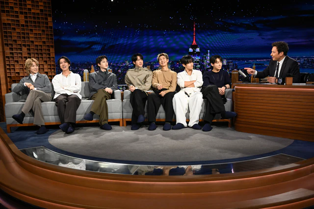 ウブロ、BTSのジョングクが人気番組でビッグ、バンを着用、洗練されたブラックの輝き