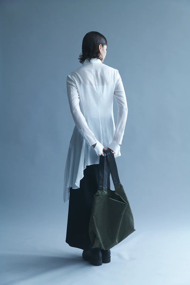 4月3日発売、discord Yohji Yamamotoの定番シリーズがシャープなナイロン素材で新境地へ