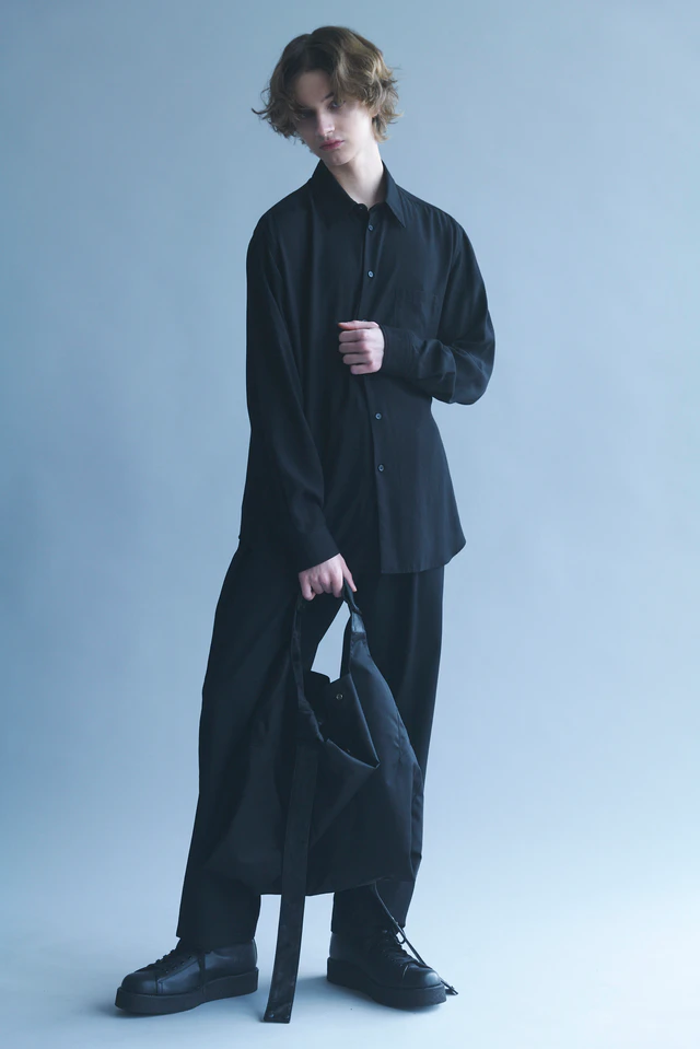 機能美と造形美の融合、ヨウジヤマモトが提案するdiscord Yohji Yamamotoの最新作