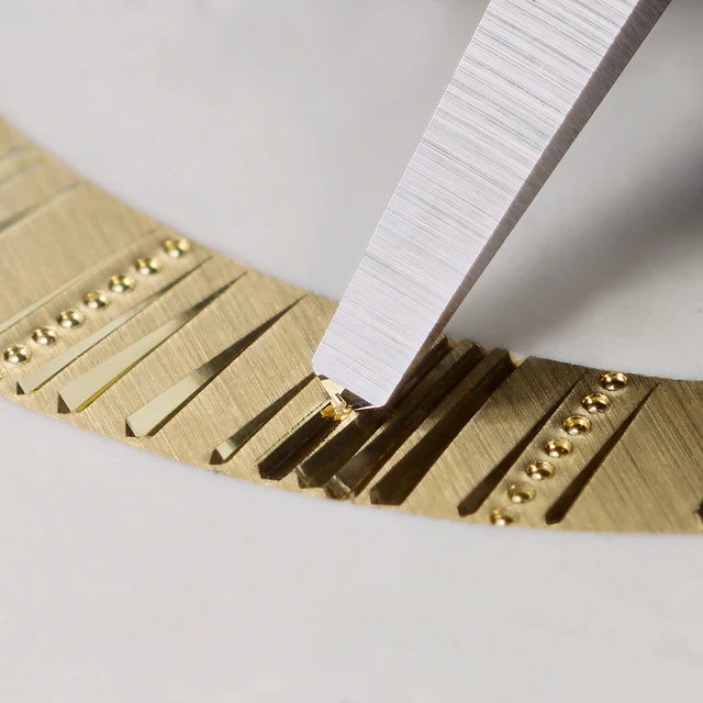 セイコーウオッチ クレドール ゴールド　繰り返される彫刻刀の運びによってのみ到達できる至高の美学フェザー 