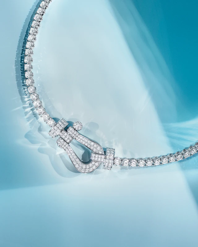 ダイヤモンドが導くモダンな品格、フレッド、グローバルアンバサダー、BTS、JINの華麗なる競演