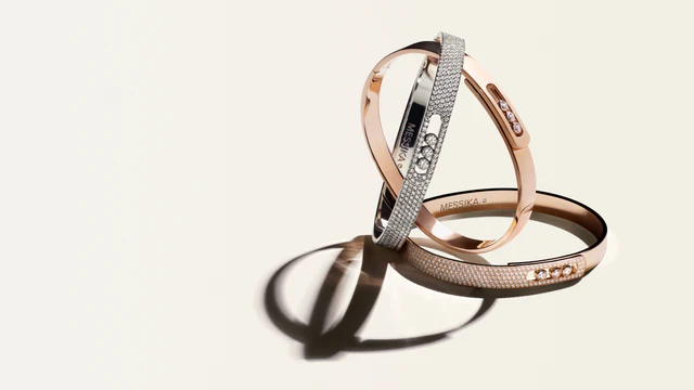 メシカのアイコンMOVE（ムーヴ）が映し出す真実、世代を超えて共鳴する至高のジュエリー