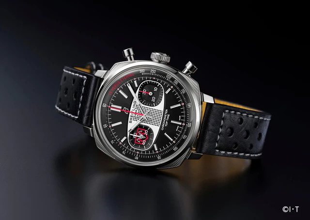 ブライトリング トップタイム B01 レーシング 仮面ライダー リミテッド