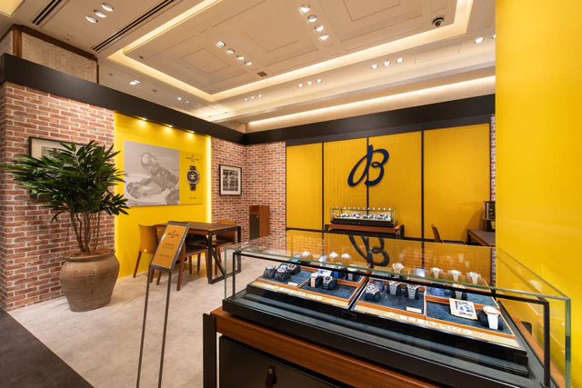 ブライトリング・ポップアップ ショップ 銀座三越 本館1階 ザ・ステージ